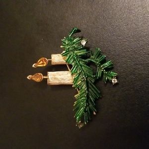 Hedison MFG Candle in Laurel Enameled Brooch